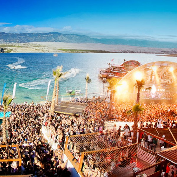 Sun set tour of Capri by boat